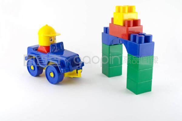 蓝色汽车.前置彩色玩具门的机械塑料玩具